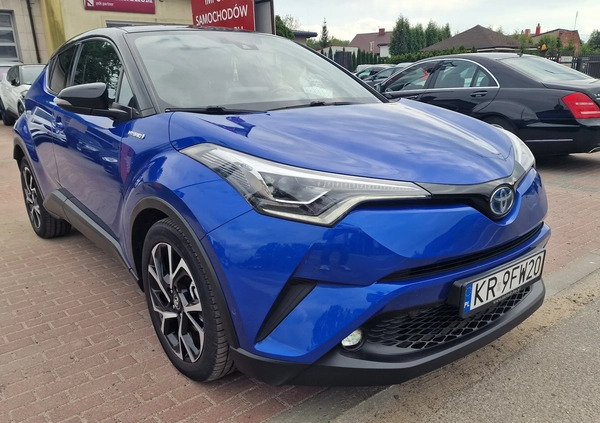 Toyota C-HR cena 84900 przebieg: 140000, rok produkcji 2017 z Bobowa małe 211